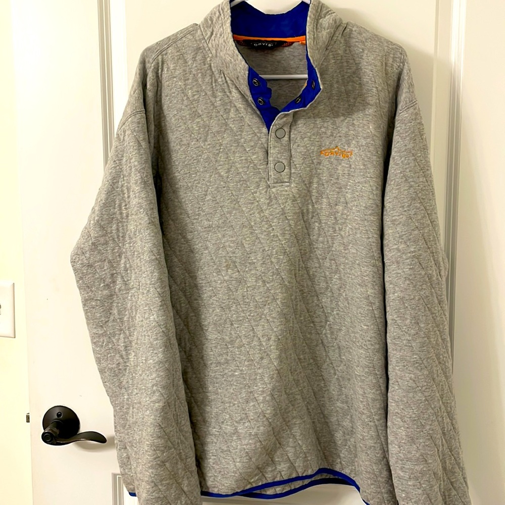 Mens grey pull over. Size XL.